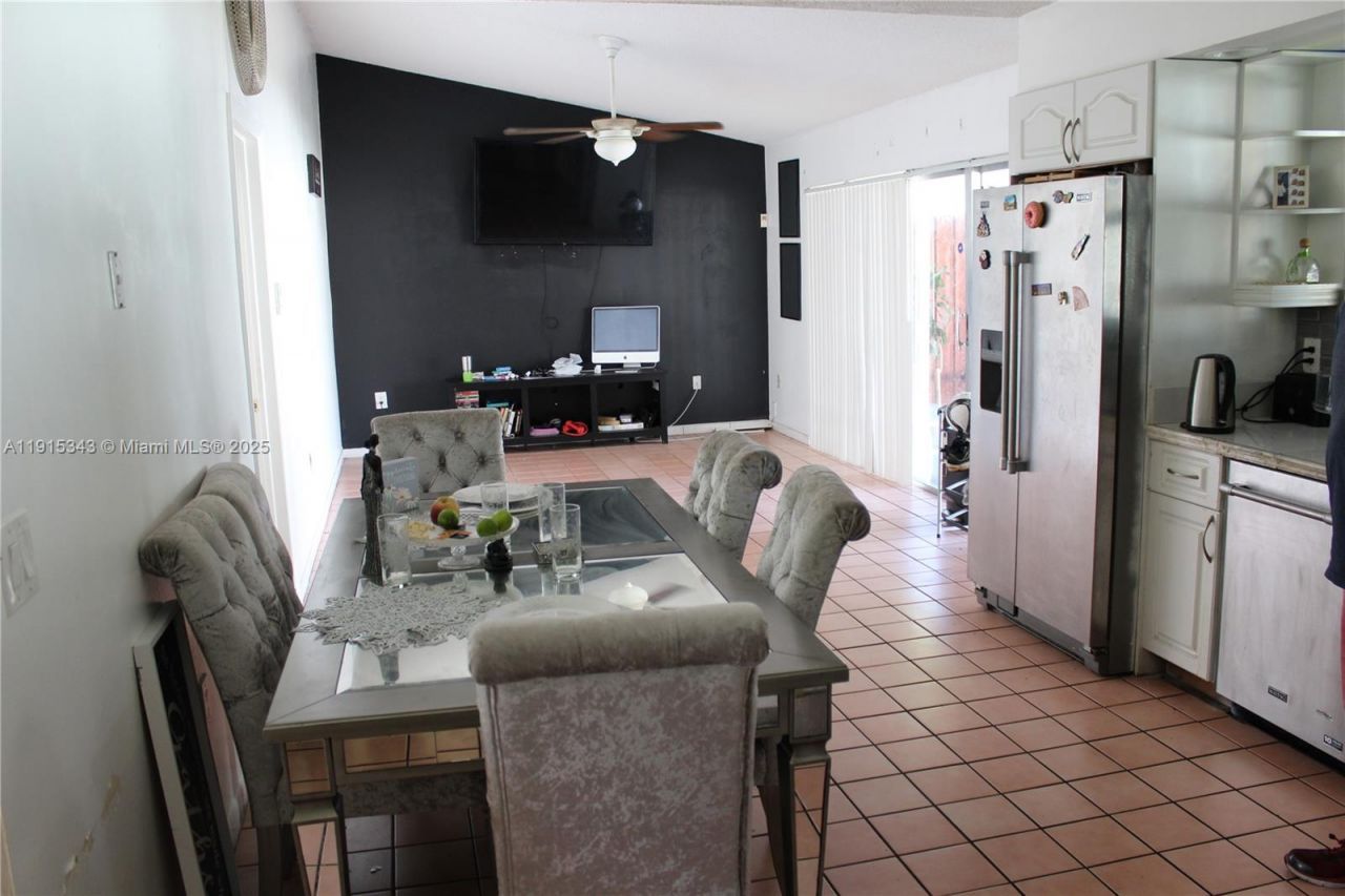 14445 SW 92nd Ter, Miami, FL 33186 Photo