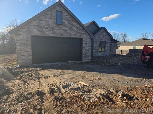 16399 N 573, Tahlequah, OK 74464