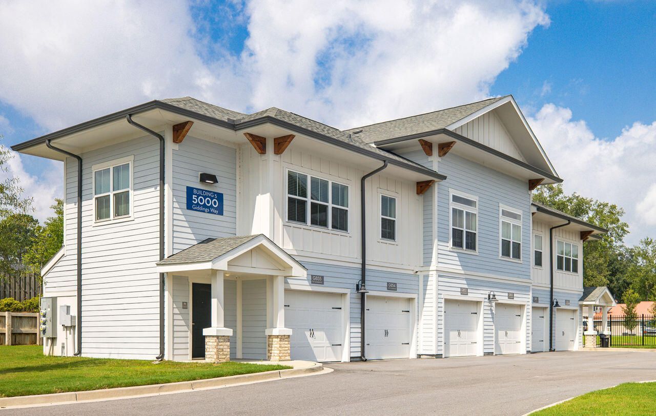 1109 Giddings Way Photo 15