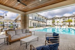 1109 Giddings Way photo 4