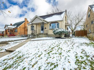 1758 Tuxworth Avenue, Cincinnati, OH 45238