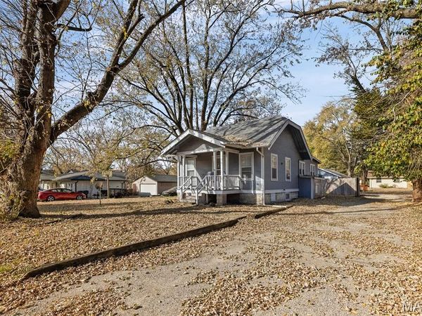 2407 E Main Street, Belleville, IL 62221