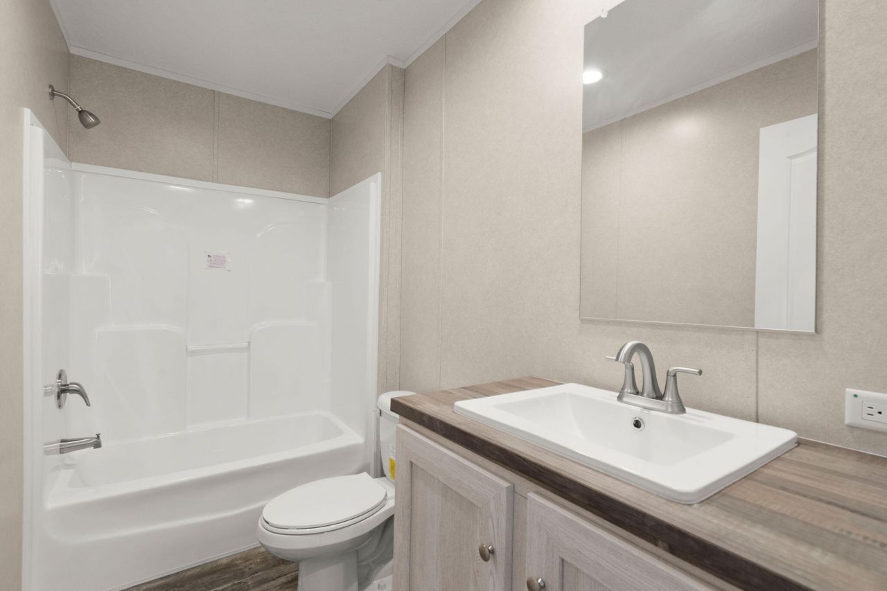 313 Marion Road Photo 19