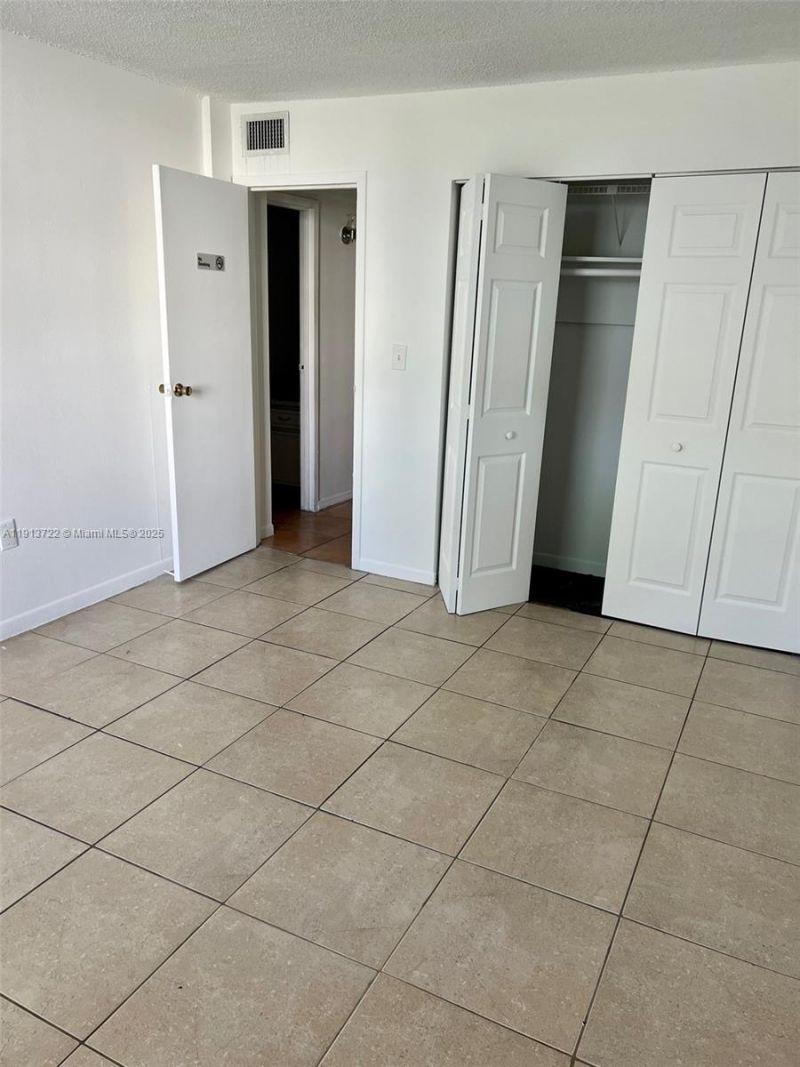 1752 NW 55th Ave, Unit 102, Lauderhill, FL 33313 Photo