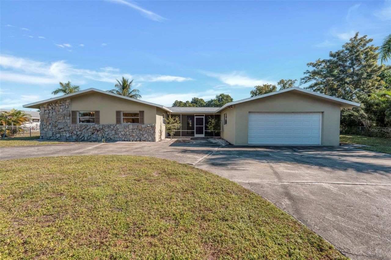1366 Sunrise Drive, North Fort Myers, FL 33917 Photo