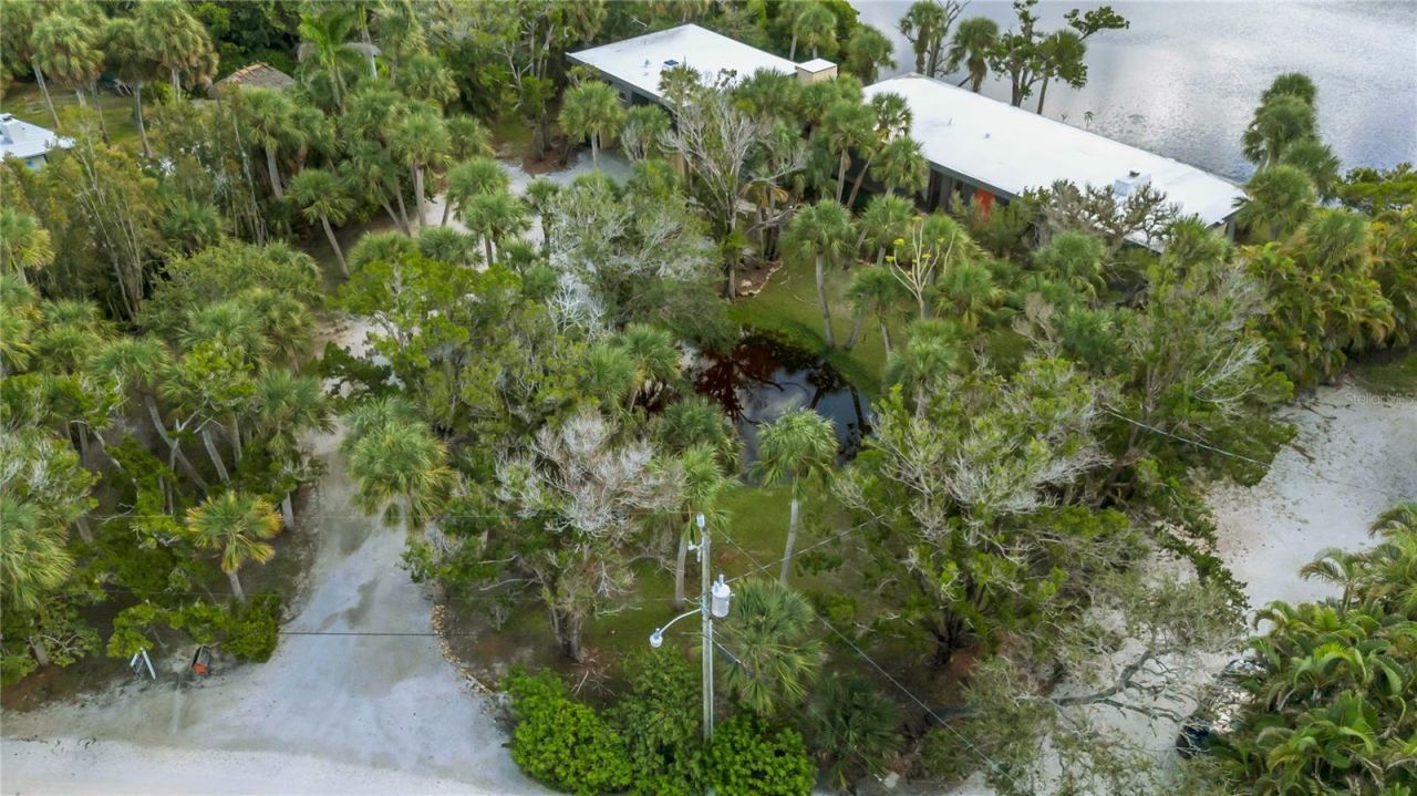 62 Sandy Hook Road S, Sarasota, FL 34242 Photo