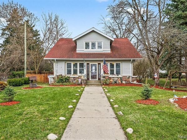 66 E Shore Drive, Northfield Twp, MI 48189