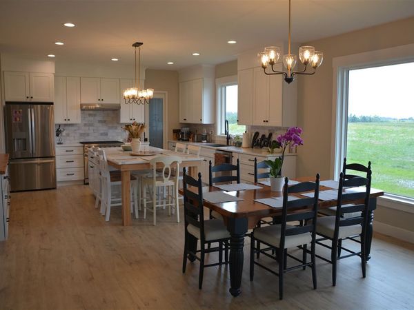 1827 Farmview, Petoskey, MI 49770