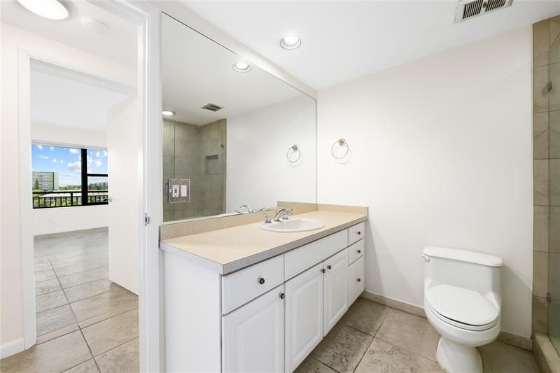 3800 Galt Ocean Drive, Unit 714, Fort Lauderdale, FL 33308 Photo