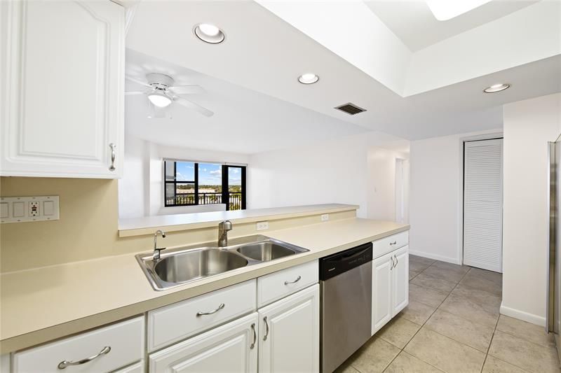 3800 Galt Ocean Drive, Unit 714, Fort Lauderdale, FL 33308 Photo