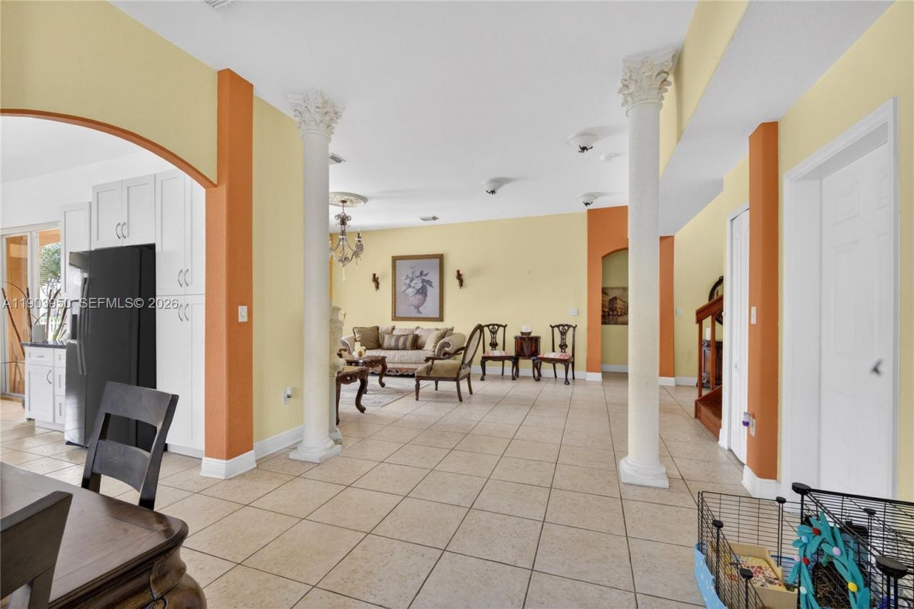 16074 SW 62nd St, Miami, FL 33193 Photo