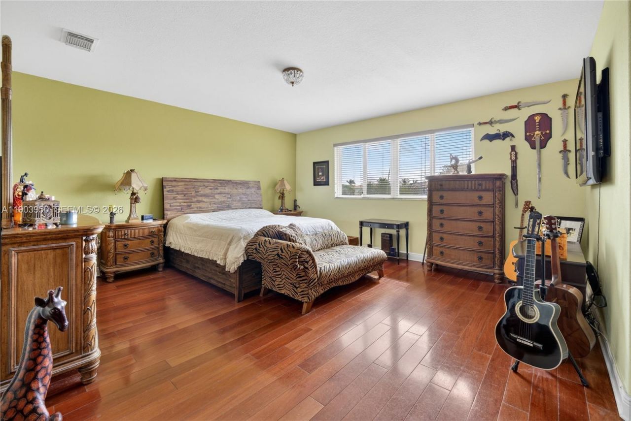 16074 SW 62nd St, Miami, FL 33193 Photo