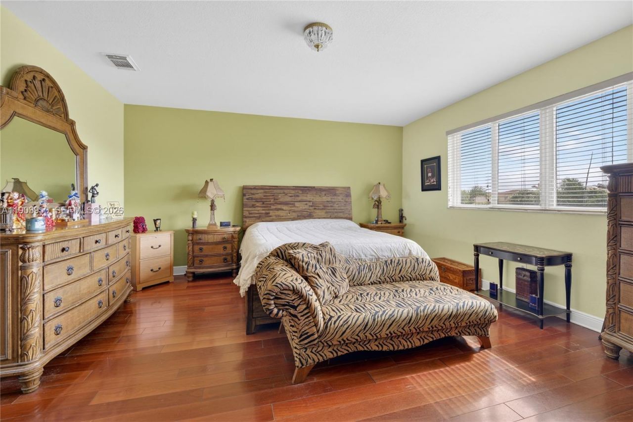 16074 SW 62nd St, Miami, FL 33193 Photo