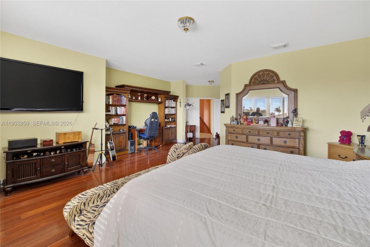 16074 SW 62nd St, Miami, FL 33193 Photo