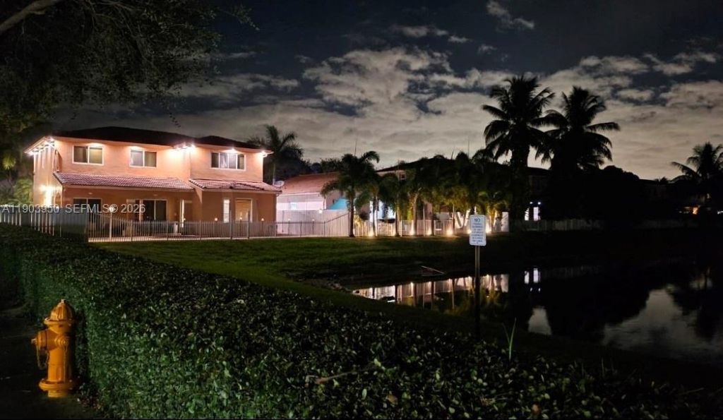 16074 SW 62nd St, Miami, FL 33193 Photo