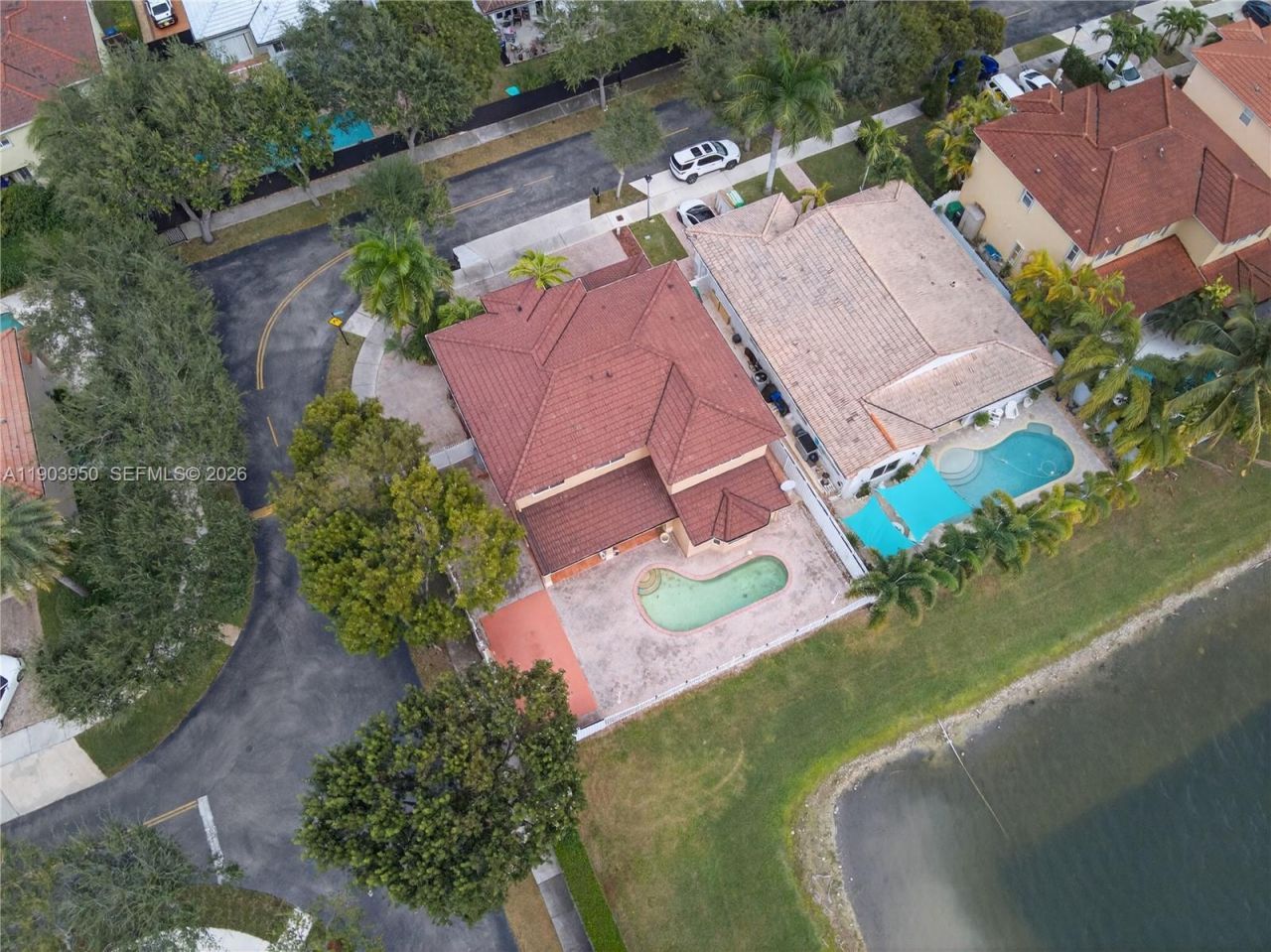 16074 SW 62nd St, Miami, FL 33193 Photo