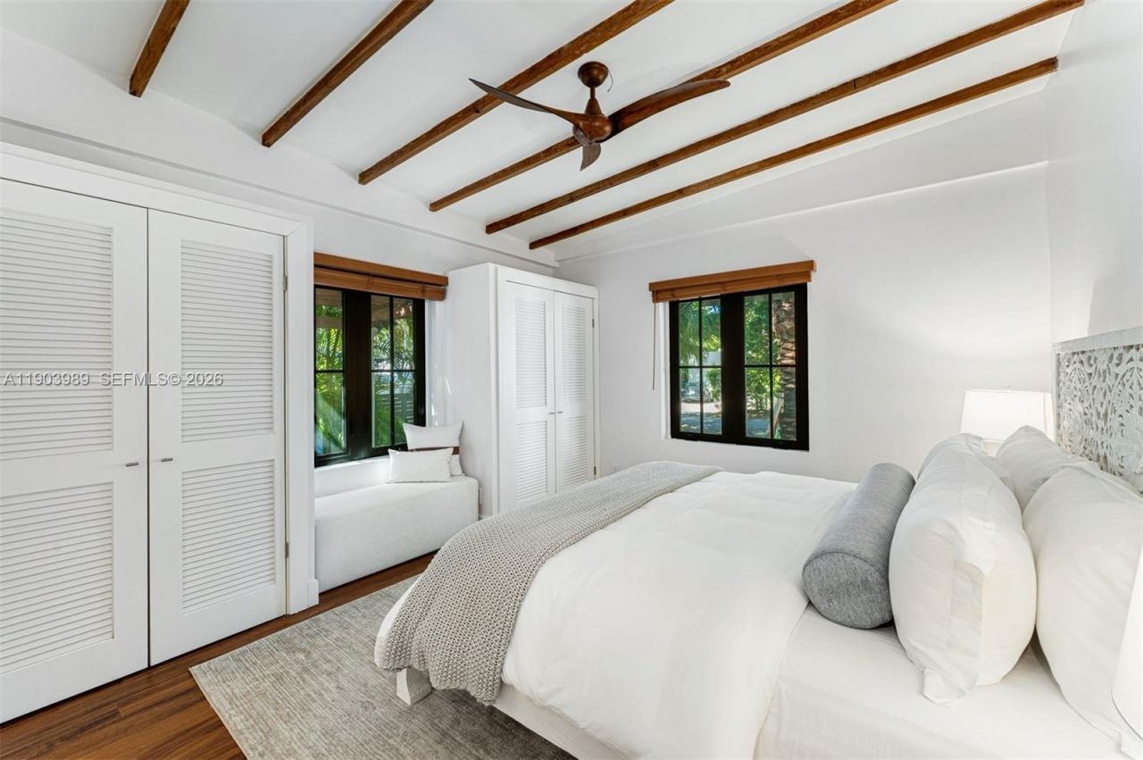 2530 Andros Ave, Miami, FL 33133 Photo