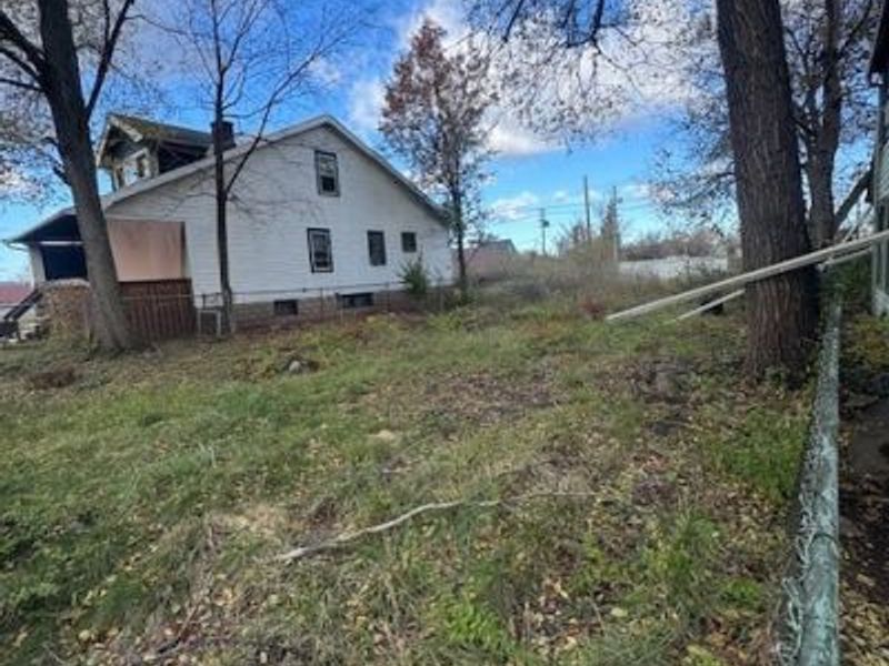 Beacon Avenue, Cleveland, OH 44105 Photo 3