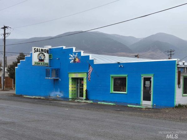 215 S Church St, Salmon, ID 83467