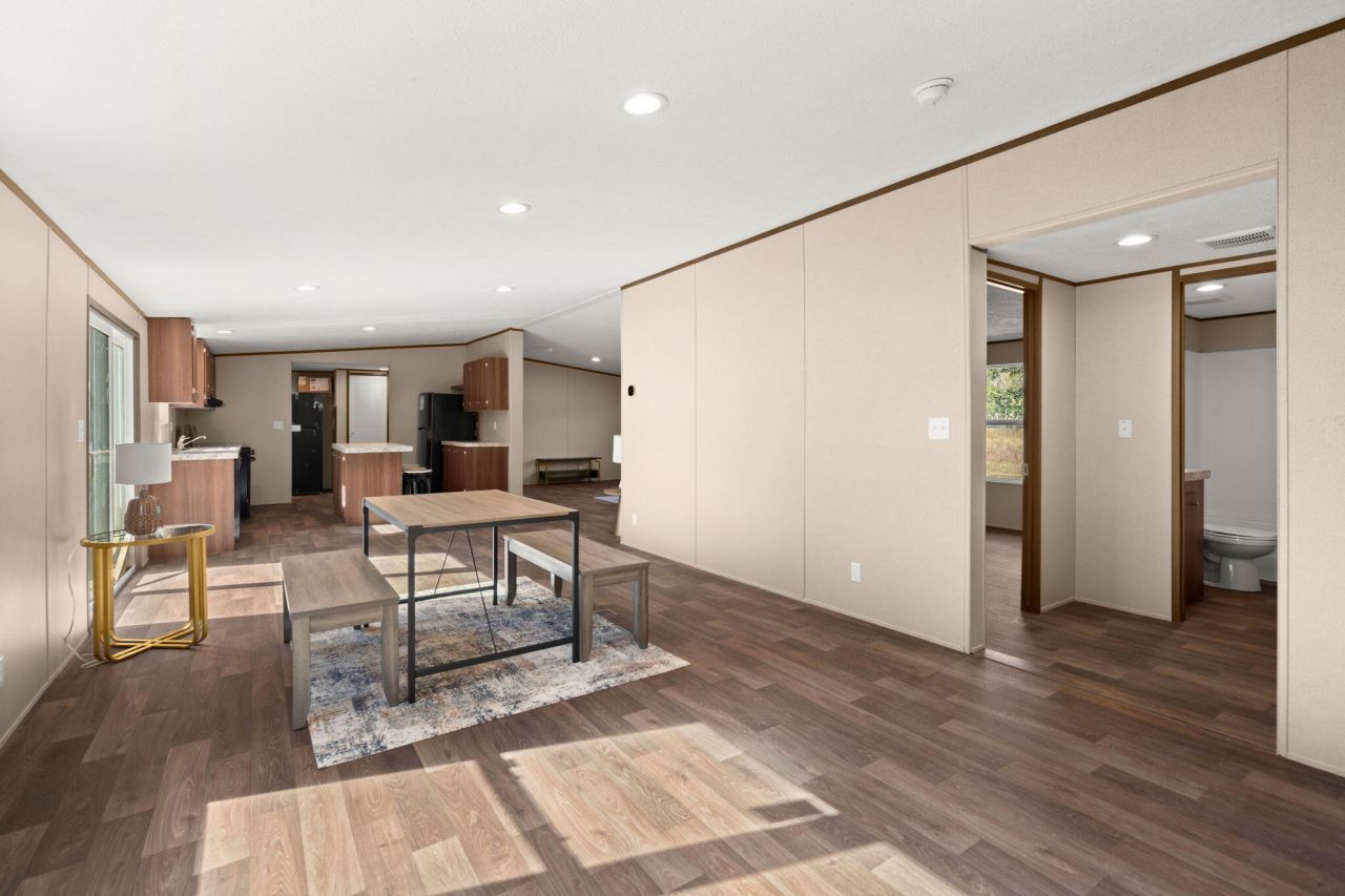 282 Marion Road Photo 17