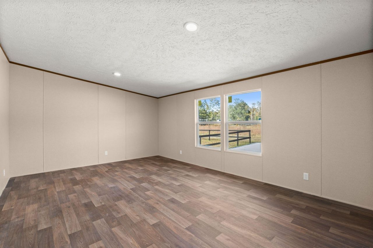 282 Marion Road Photo 18