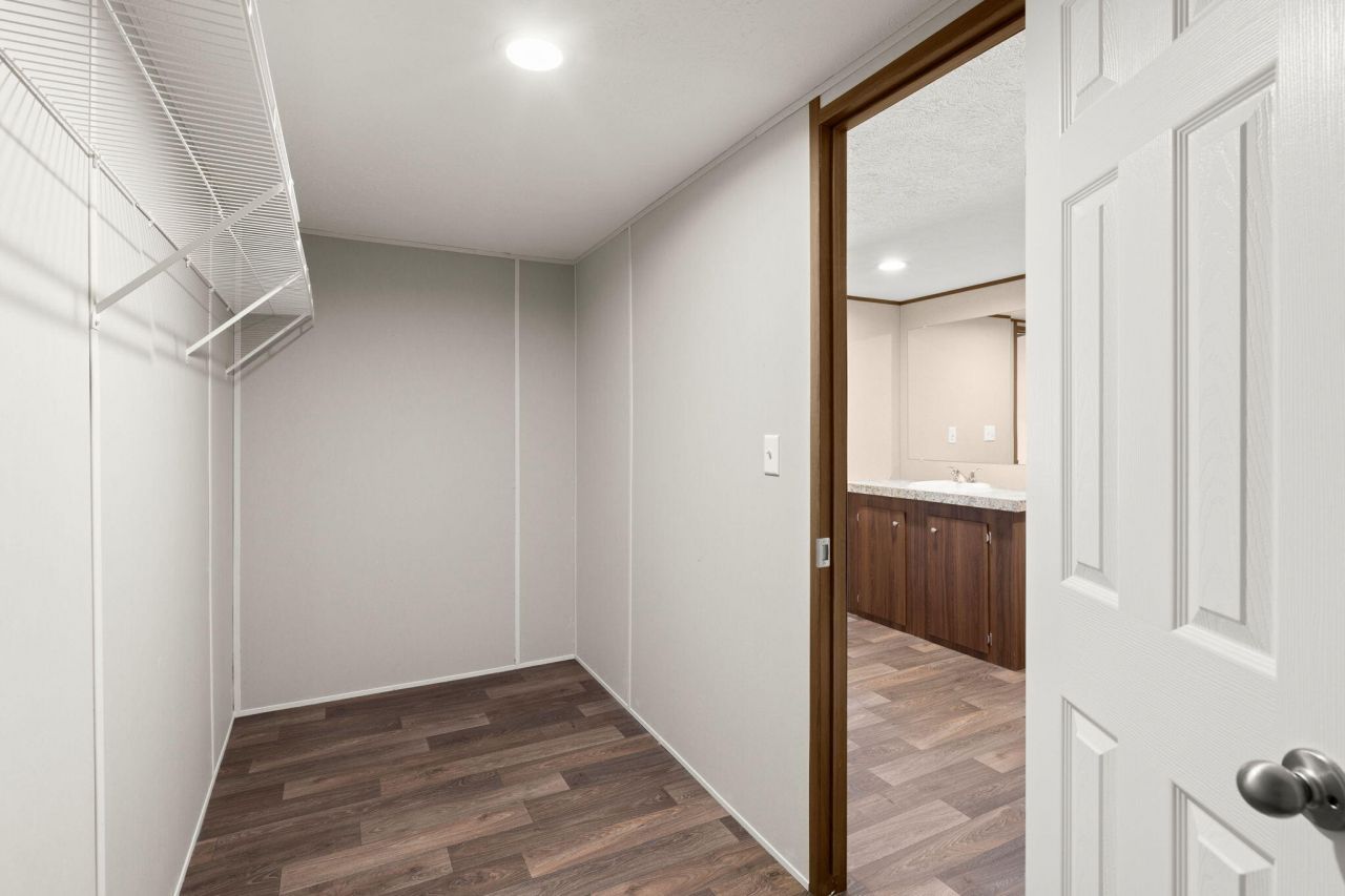 282 Marion Road Photo 21