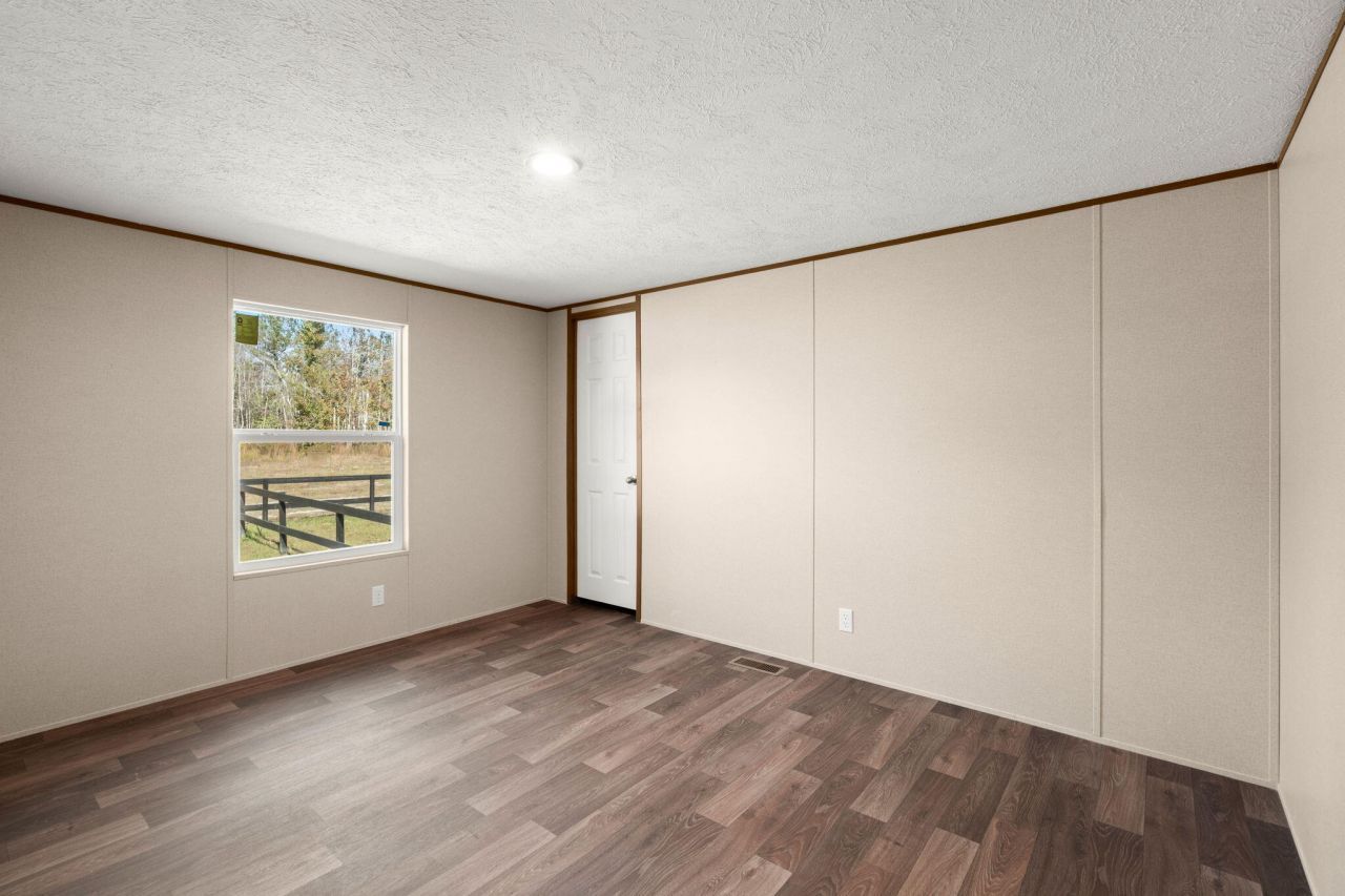 282 Marion Road Photo 25