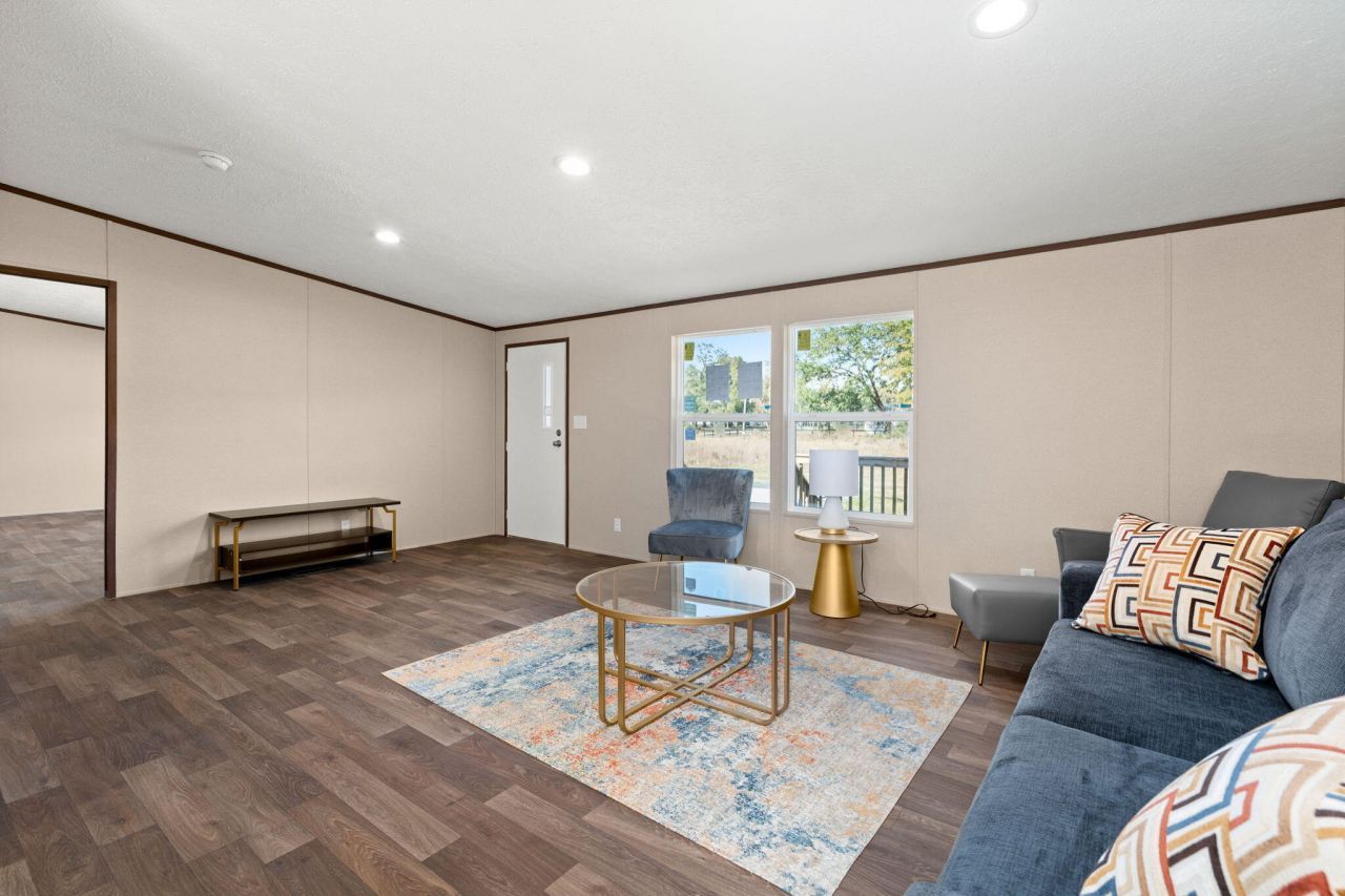 282 Marion Road Photo 7