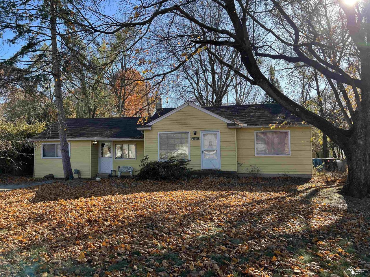 21617 Frazer Avenue, Southfield, MI 48075 Main Photo