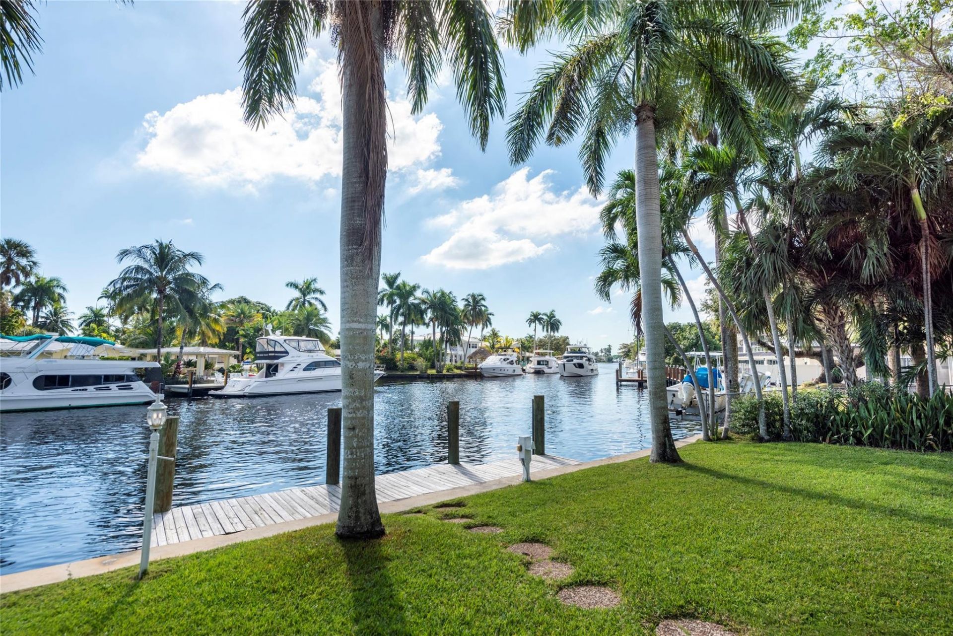 1260 SW 14th Avenue, Fort Lauderdale, FL 33312 Photo