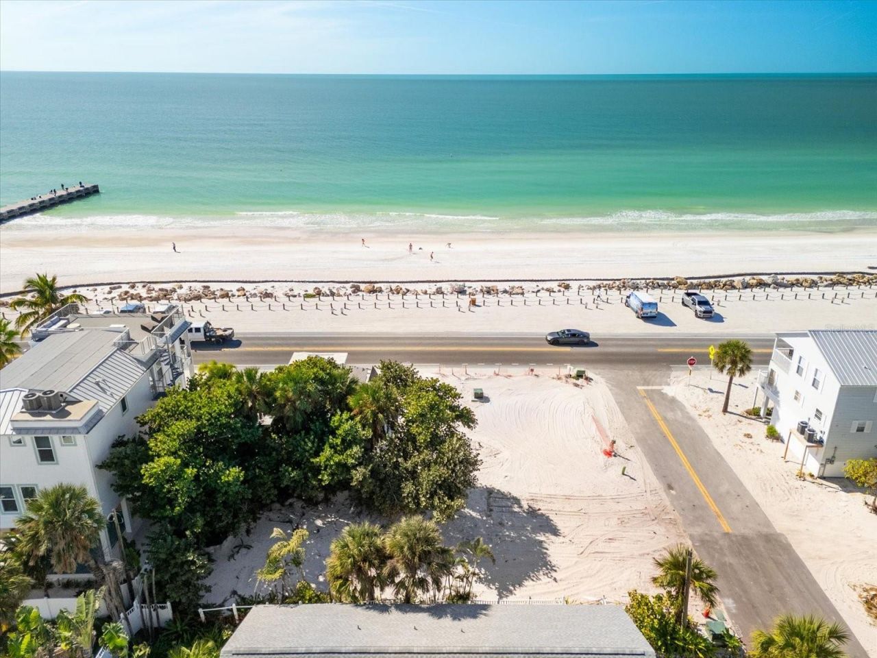 103 12th Street S, Bradenton Beach, FL 34217 Photo