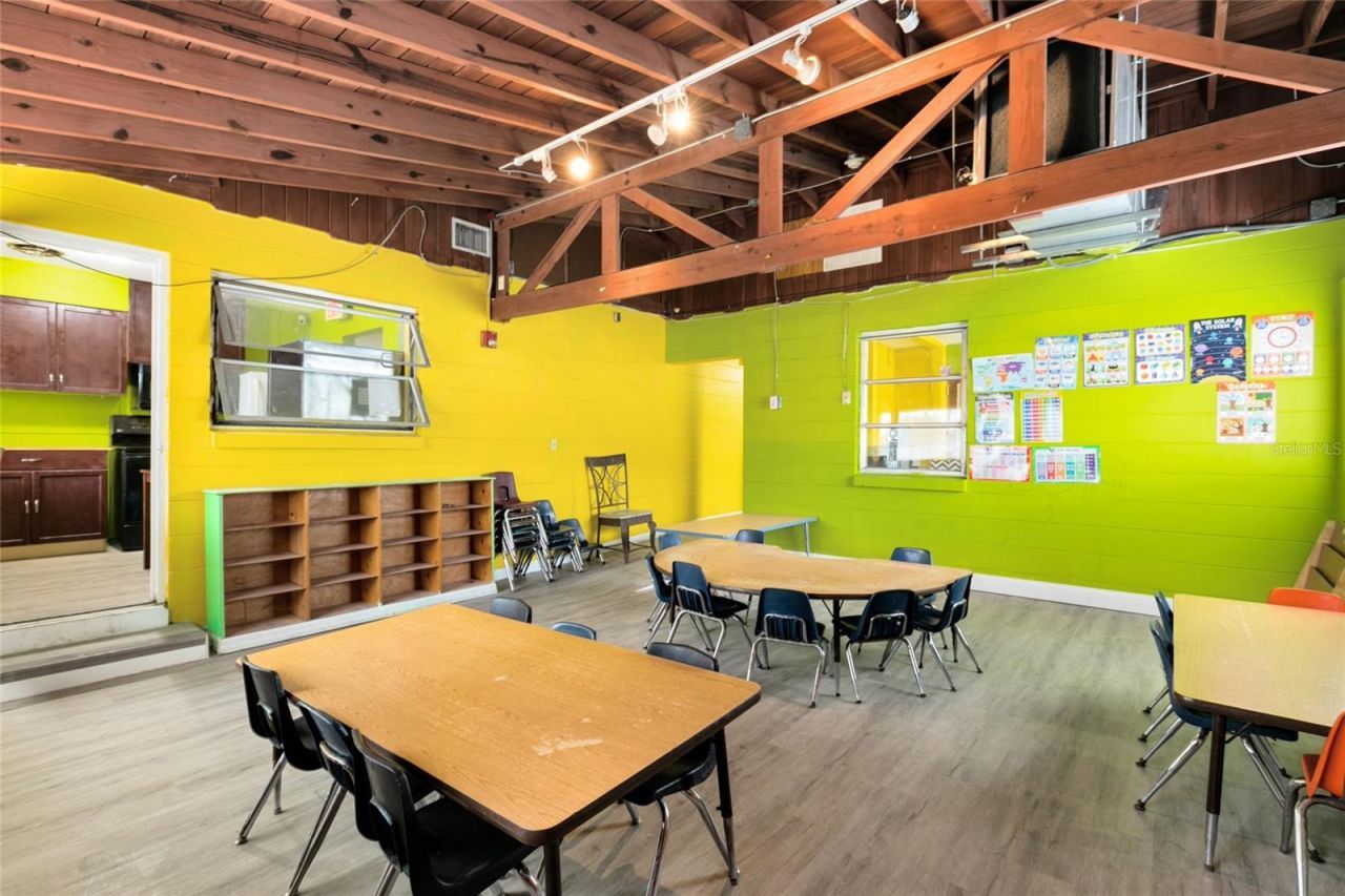 4607 N Pine Hills Road, Orlando, FL 32808 Photo