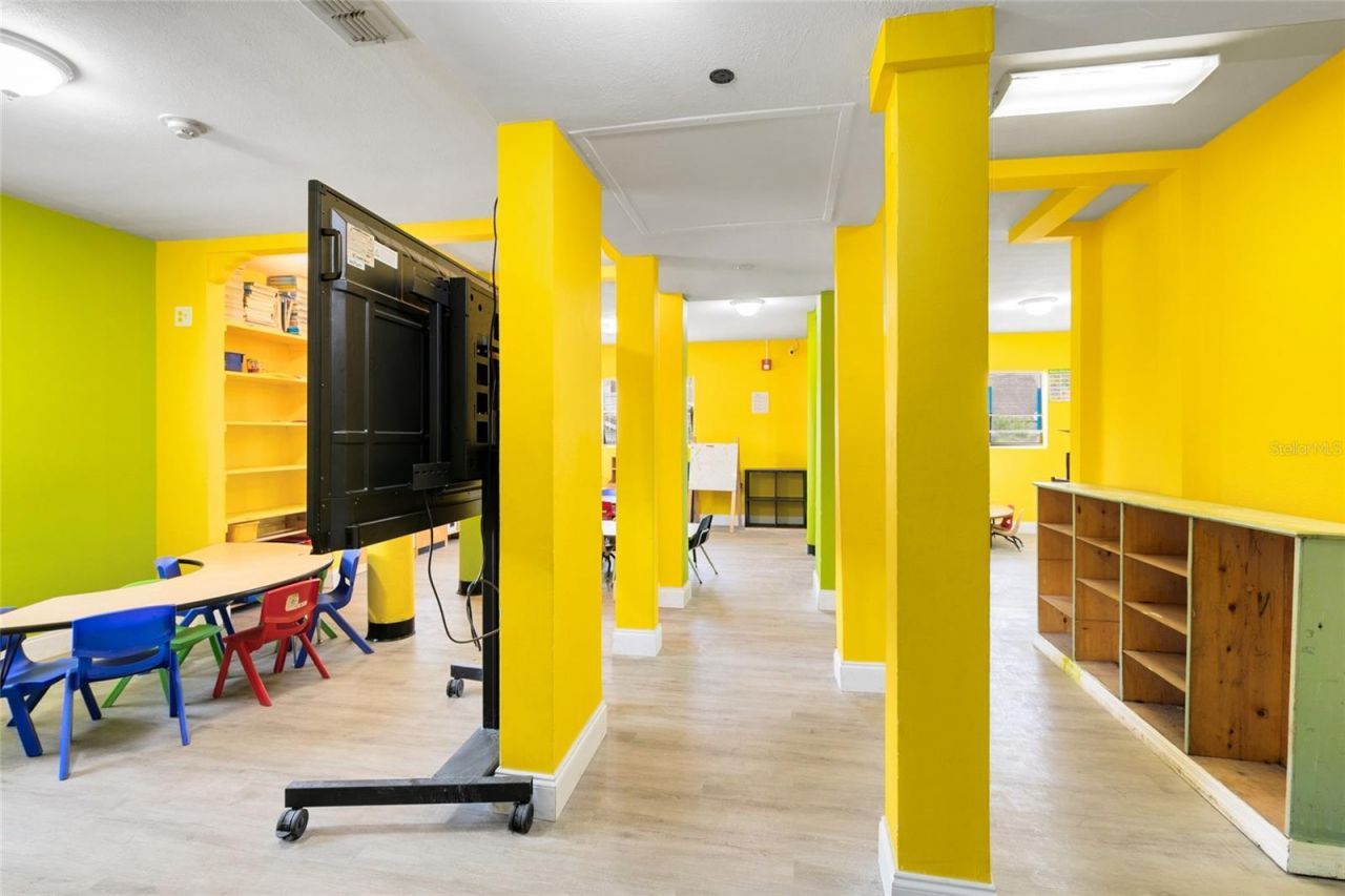 4607 N Pine Hills Road, Orlando, FL 32808 Photo