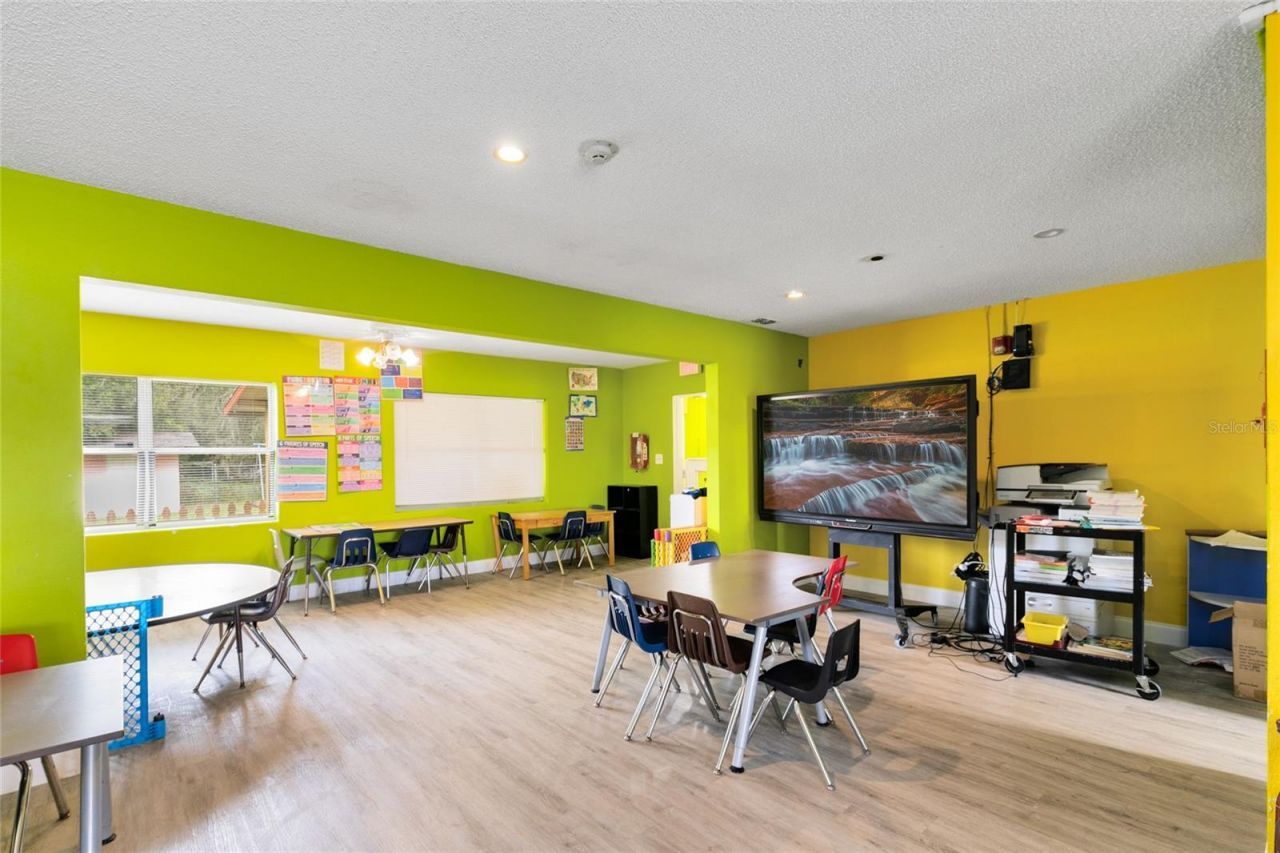 4607 N Pine Hills Road, Orlando, FL 32808 Photo