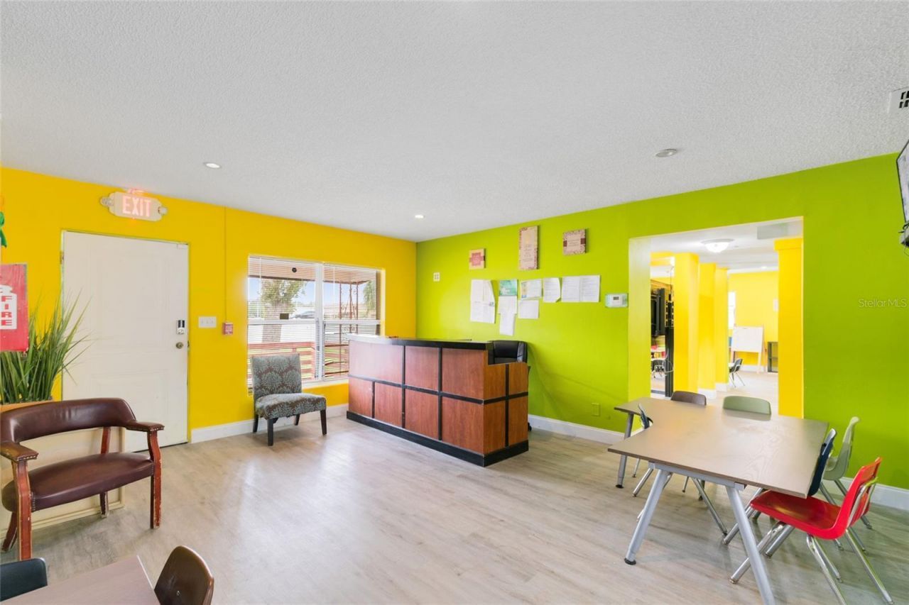 4607 N Pine Hills Road, Orlando, FL 32808 Photo