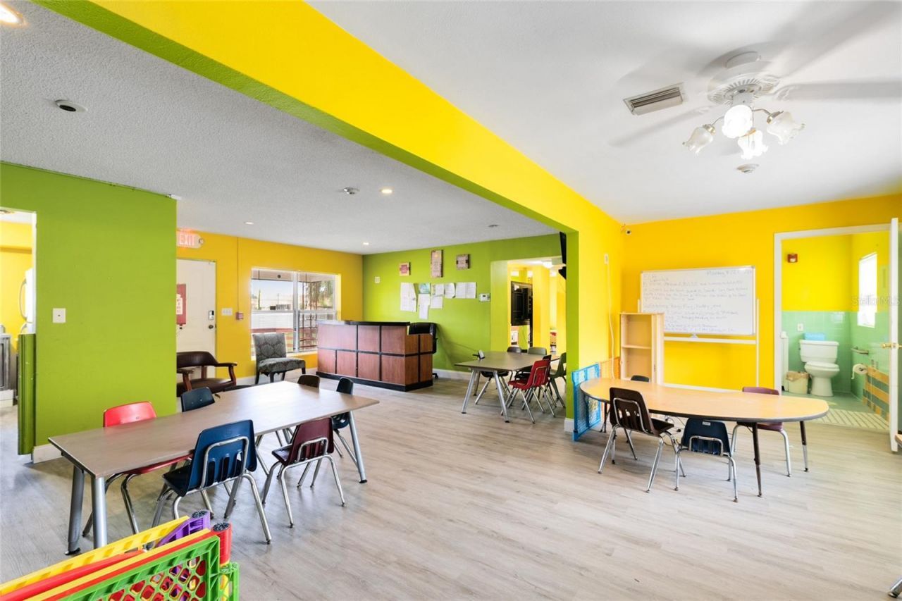 4607 N Pine Hills Road, Orlando, FL 32808 Photo