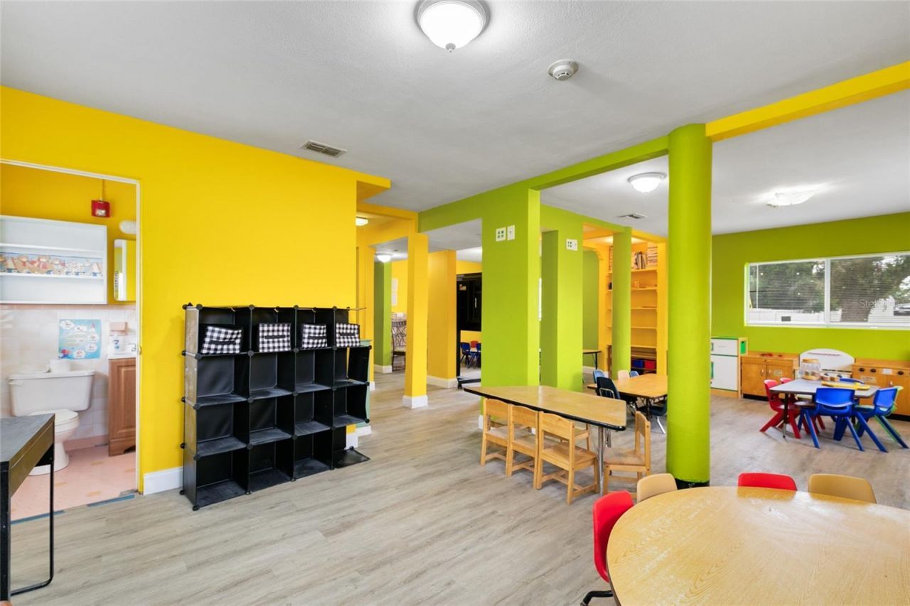 4607 N Pine Hills Road, Orlando, FL 32808 Photo