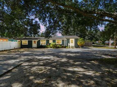 9912 N MYRTLE STREET, TAMPA, FL 33617