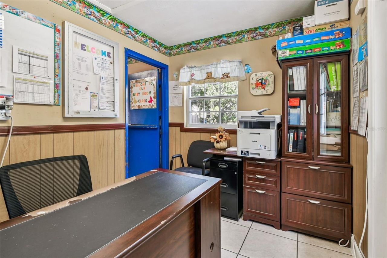 9912 N Myrtle Street, Tampa, FL 33617 Photo