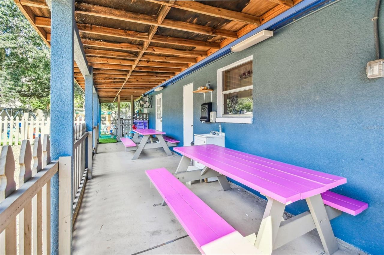 9912 N Myrtle Street, Tampa, FL 33617 Photo