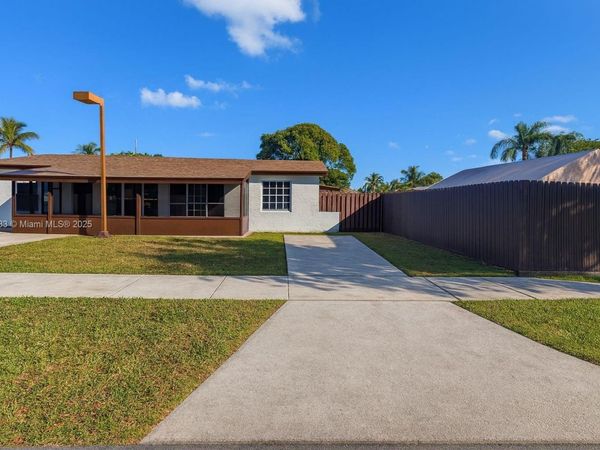 1484 SW 47th Ter, Fort Lauderdale, FL 33317