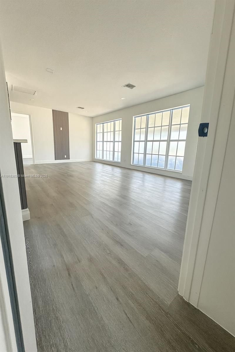 1484 SW 47th Ter, Fort Lauderdale, FL 33317 Photo