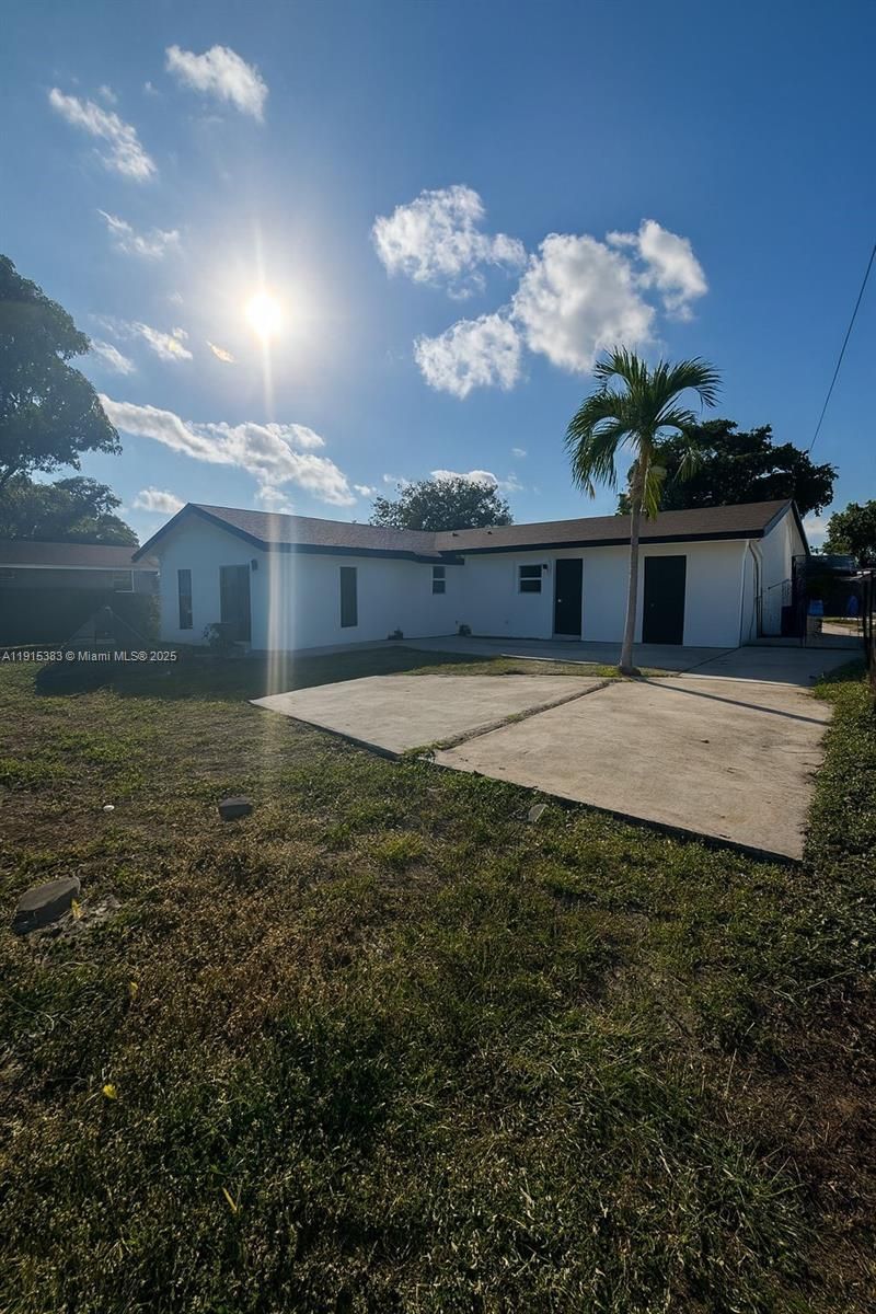 1484 SW 47th Ter, Fort Lauderdale, FL 33317 Photo