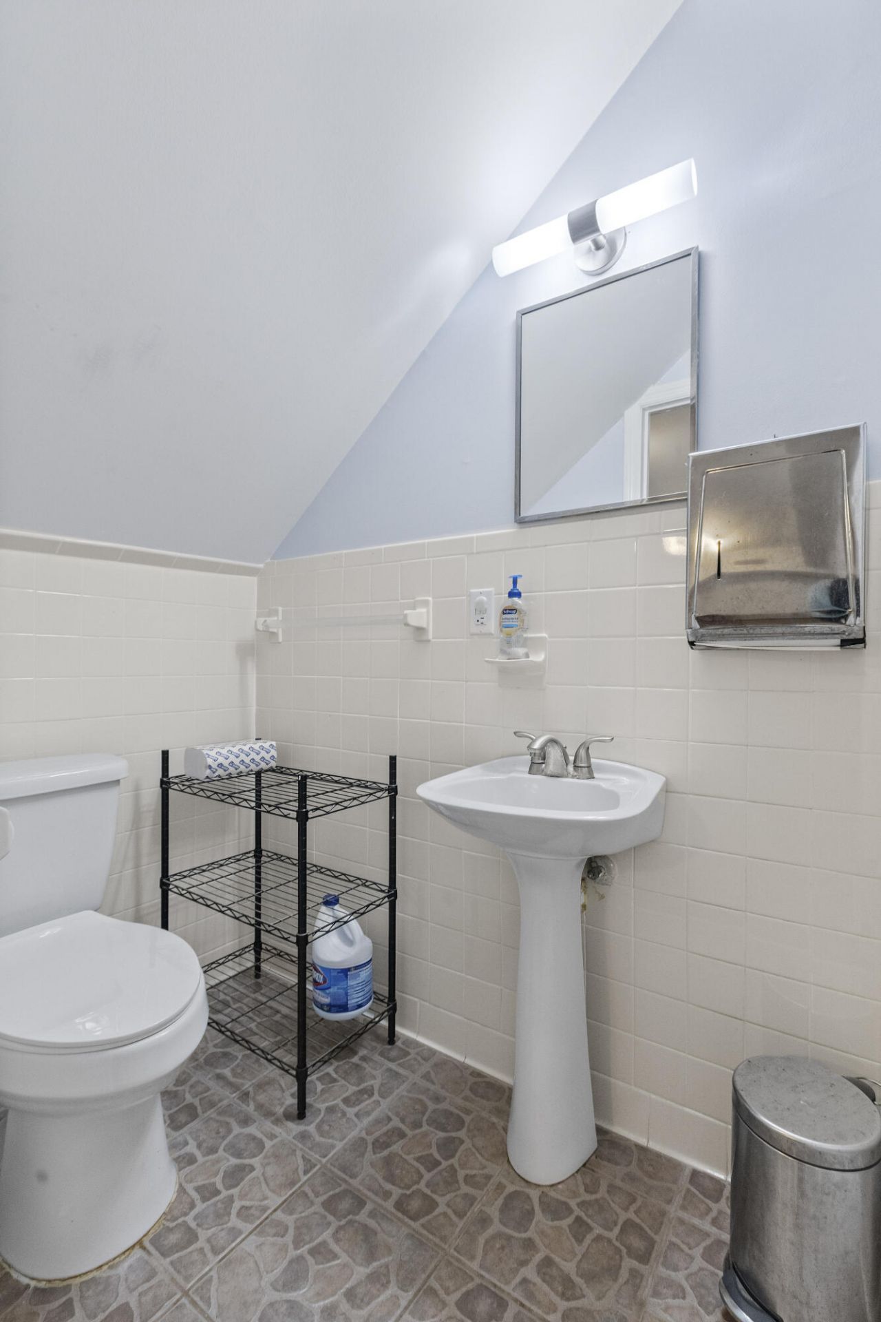 946 Melrose Drive Drive Photo 27