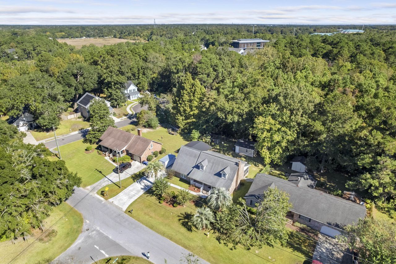 946 Melrose Drive Drive Photo 31