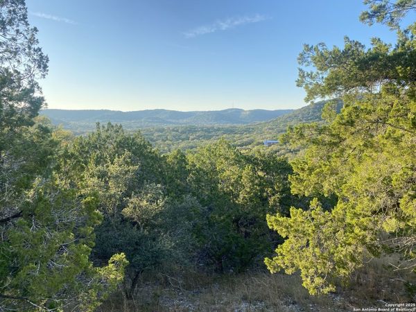 000 Frio Canyon Loop, ConCan, TX 78838