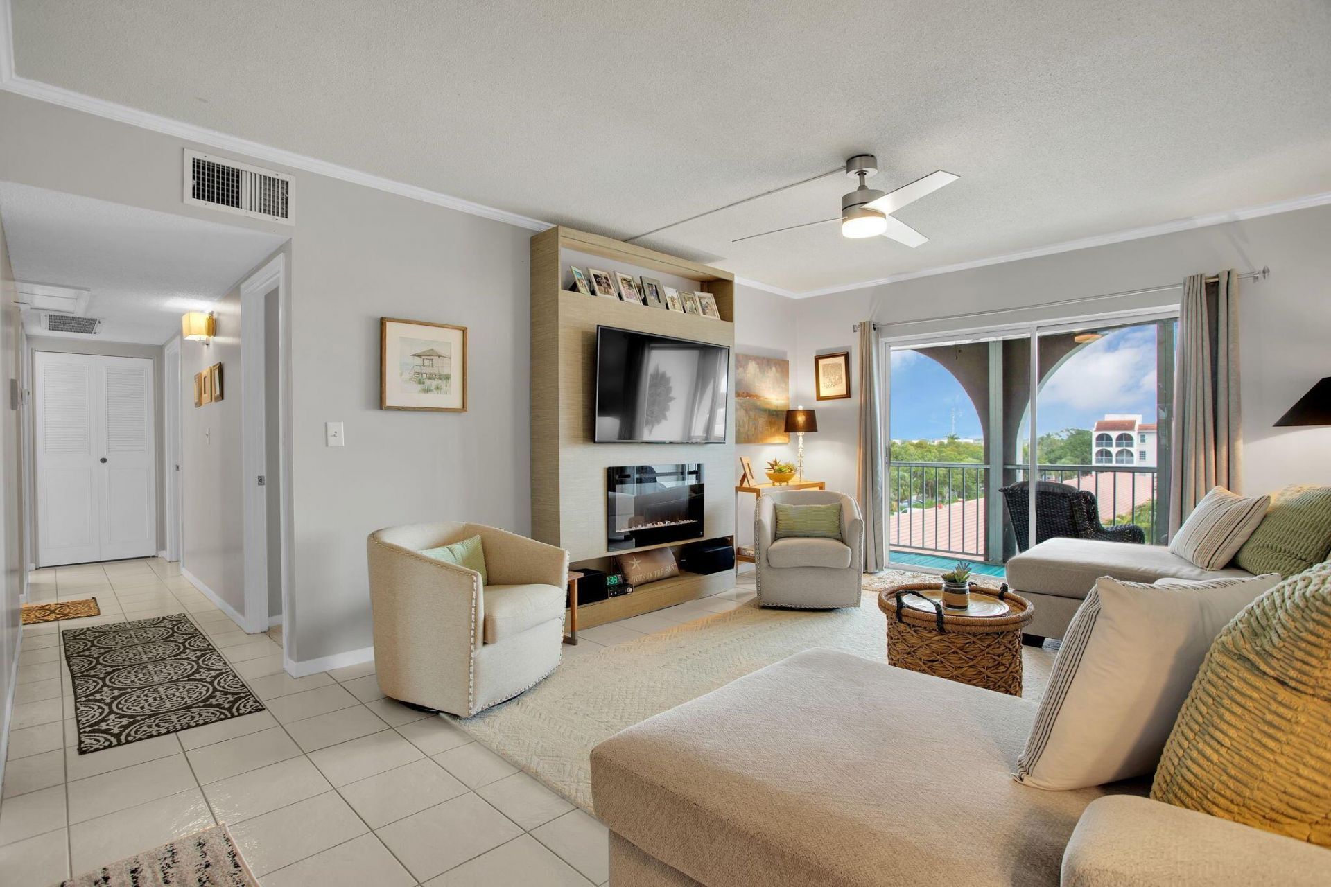 250 NE 20th Street, Unit 5240, Boca Raton, FL 33431 Photo