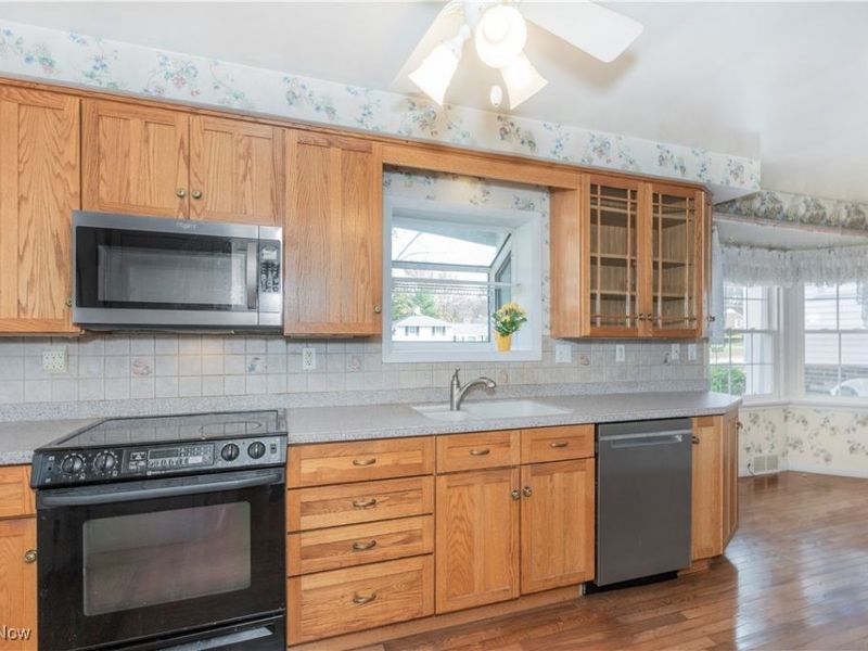 950 Colony Drive, Highland Heights, OH 44143 Photo 13