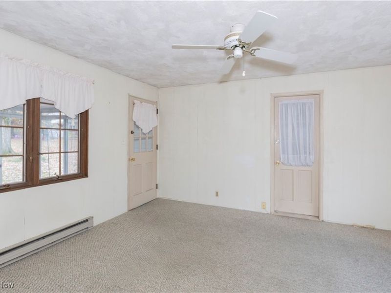 950 Colony Drive, Cleveland, OH 44143 Photo 19