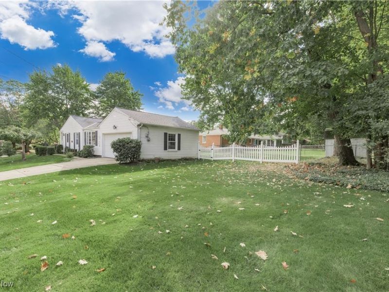 950 Colony Drive, Cleveland, OH 44143 Photo 42